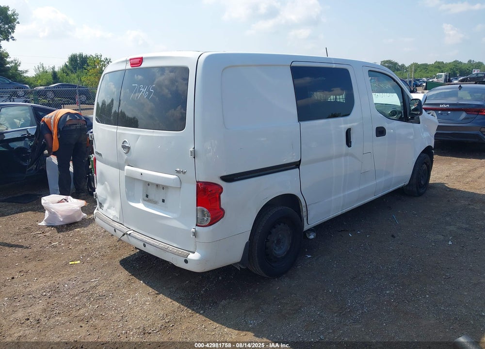 2017 NISSAN NV200 SV VIN: 3N6CM0KN8HK713465