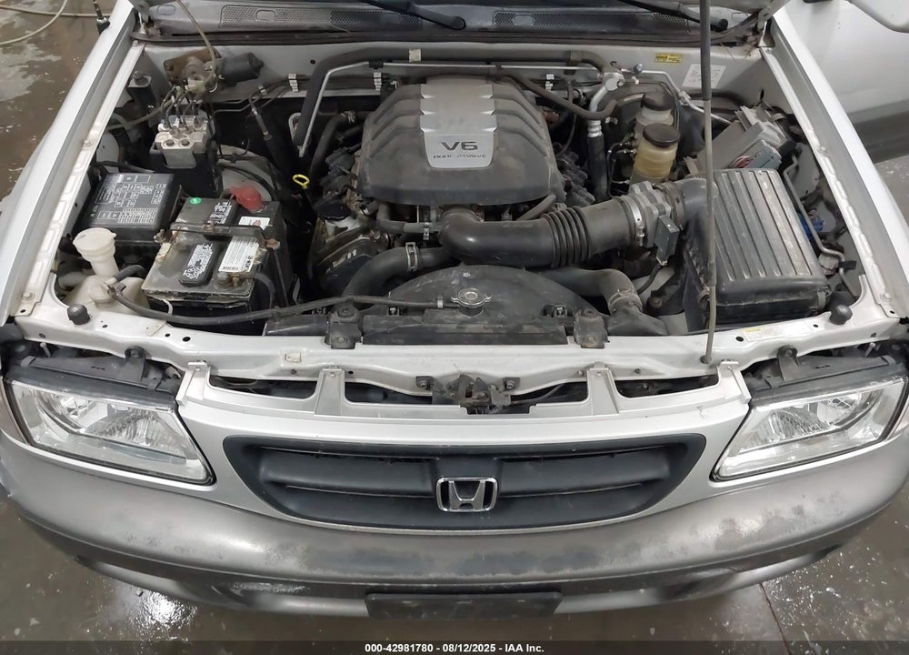 2001 HONDA PASSPORT EX/LX VIN: 4S6DM58W114408368