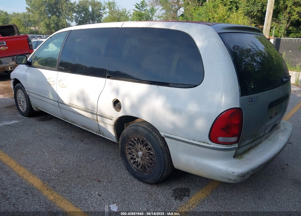 1996 CHRYSLER TOWN & COUNTRY VIN: 1C4GP54L0TB422046