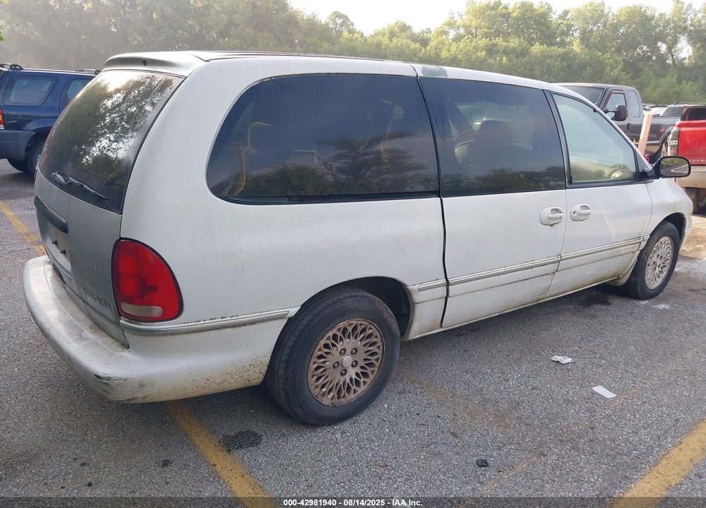1996 CHRYSLER TOWN & COUNTRY VIN: 1C4GP54L0TB422046
