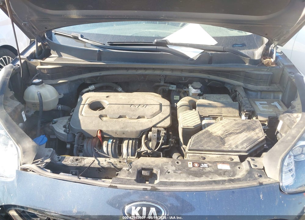 2021 KIA SPORTAGE VIN: KNDPM3AC1M7875565