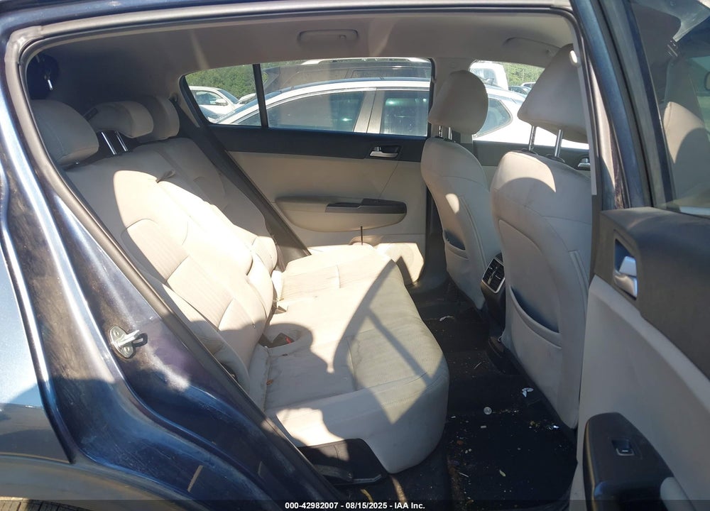 2021 KIA SPORTAGE VIN: KNDPM3AC1M7875565