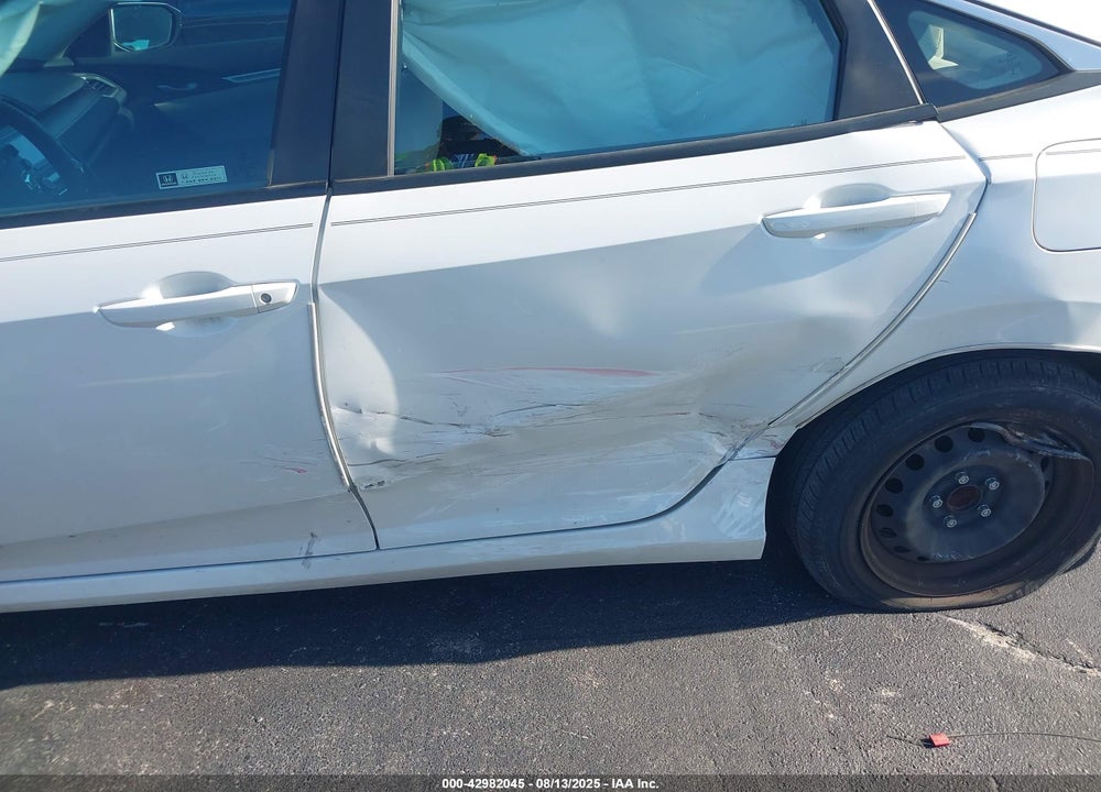 2020 HONDA CIVIC VIN: 2HGFC2F60LH568713