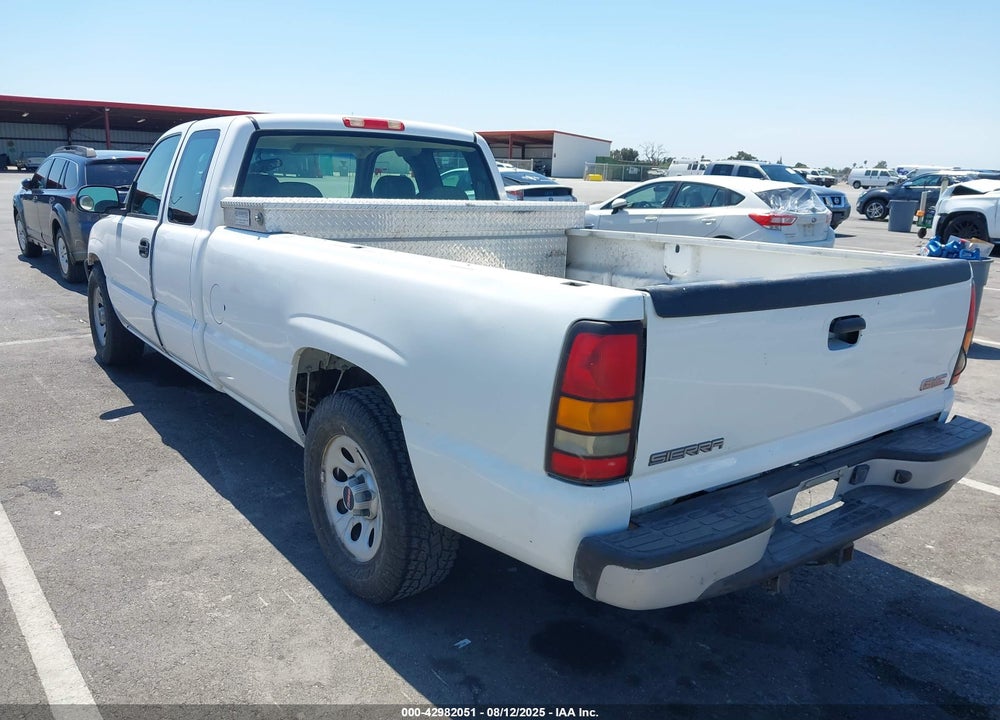 2005 GMC SIERRA 1500 WORK TRUCK VIN: 1GTEC19V25E317287