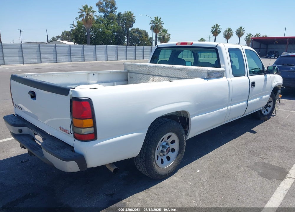 2005 GMC SIERRA 1500 WORK TRUCK VIN: 1GTEC19V25E317287