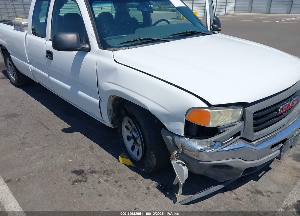2005 GMC SIERRA 1500 WORK TRUCK VIN: 1GTEC19V25E317287