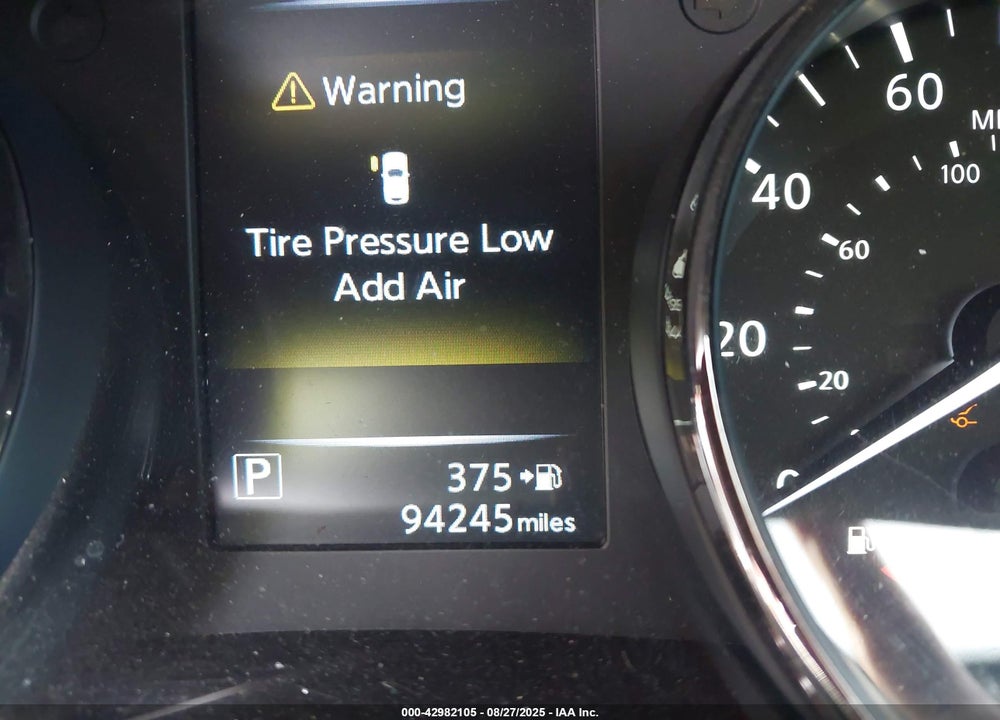 2017 NISSAN ROGUE VIN: KNMAT2MT6HP601069