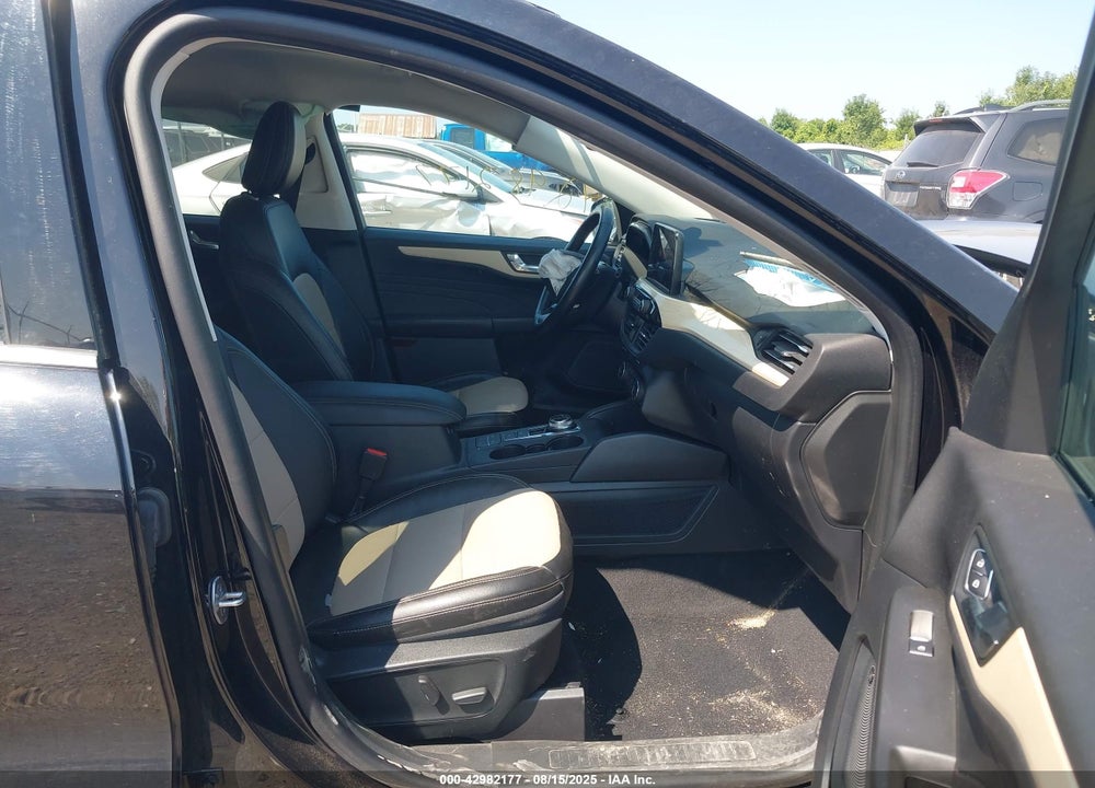2021 FORD ESCAPE VIN: 1FMCU9J9XMUA25078