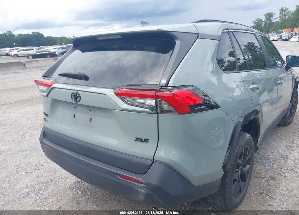 2022 TOYOTA RAV4 VIN: 2T3W1RFV7NW195595