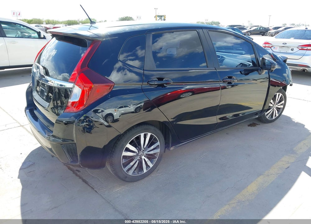 2017 HONDA FIT VIN: JHMGK5H72HS016495
