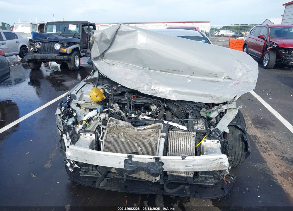 2022 KIA K5 VIN: 5XXG64J25NG091440