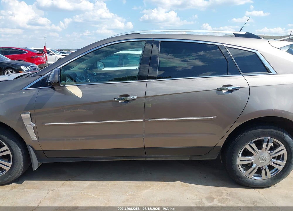2011 CADILLAC SRX VIN: 3GYFNAEYXBS671066