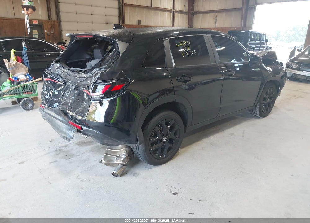 2024 HONDA HR-V AWD SPORT/AWD SPORT W/O BSI VIN: 3CZRZ2H58RM744880