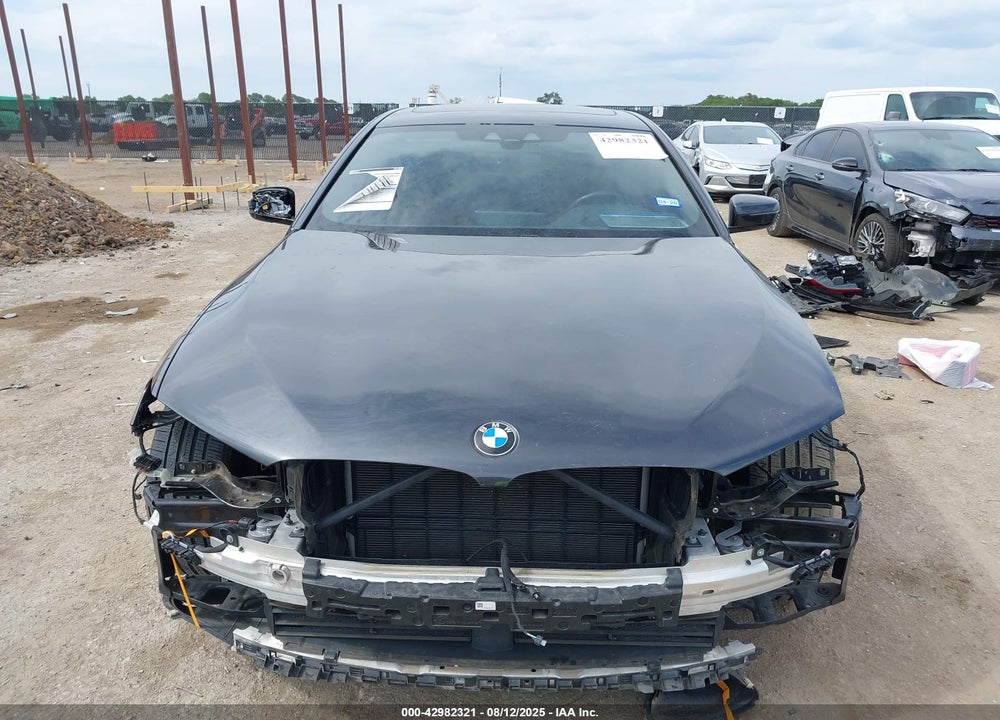 2019 BMW 5 SERIES VIN: WBAJA5C51KWW06829