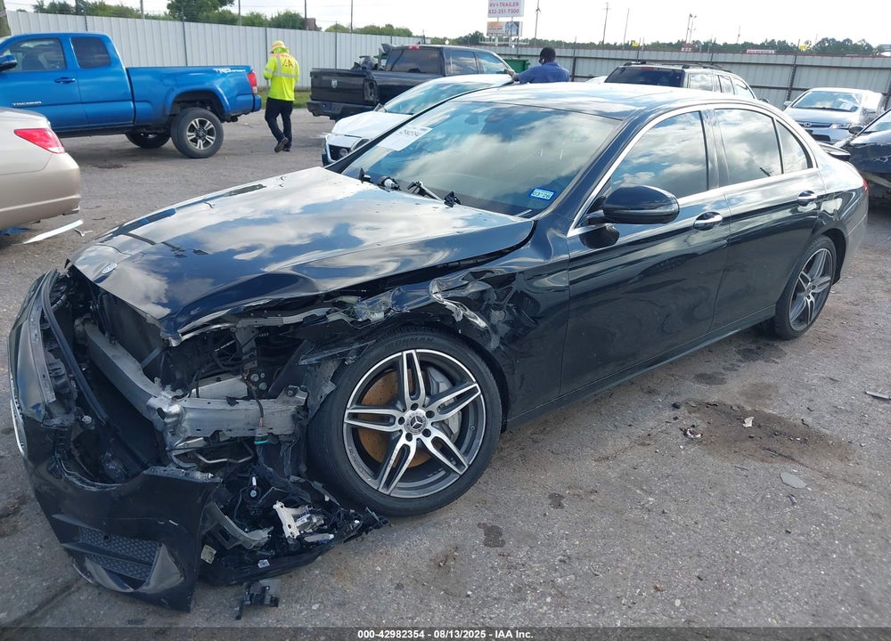 2017 MERCEDES-BENZ E-CLASS VIN: WDDZF4JB4HA100059