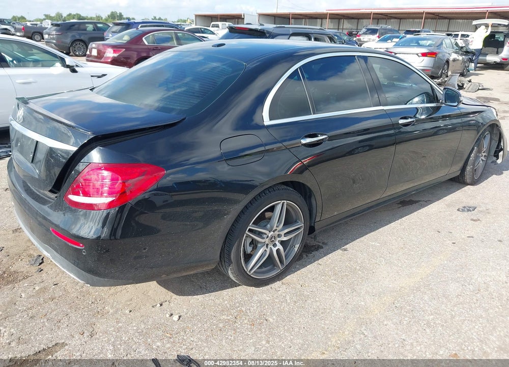 2017 MERCEDES-BENZ E-CLASS VIN: WDDZF4JB4HA100059