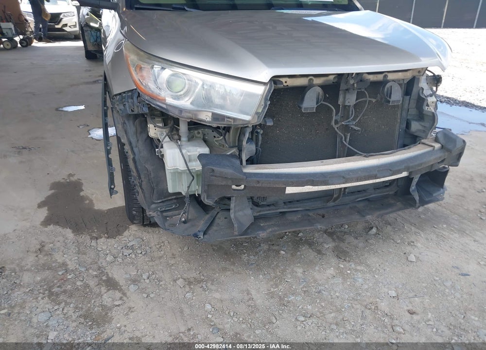 2014 TOYOTA HIGHLANDER VIN: 5TDDKRFH8ES009692