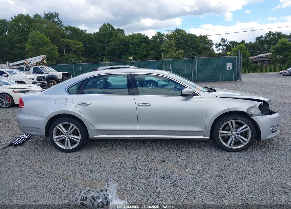 2015 VOLKSWAGEN PASSAT 1.8T SE VIN: 1VWBS7A37FC013983