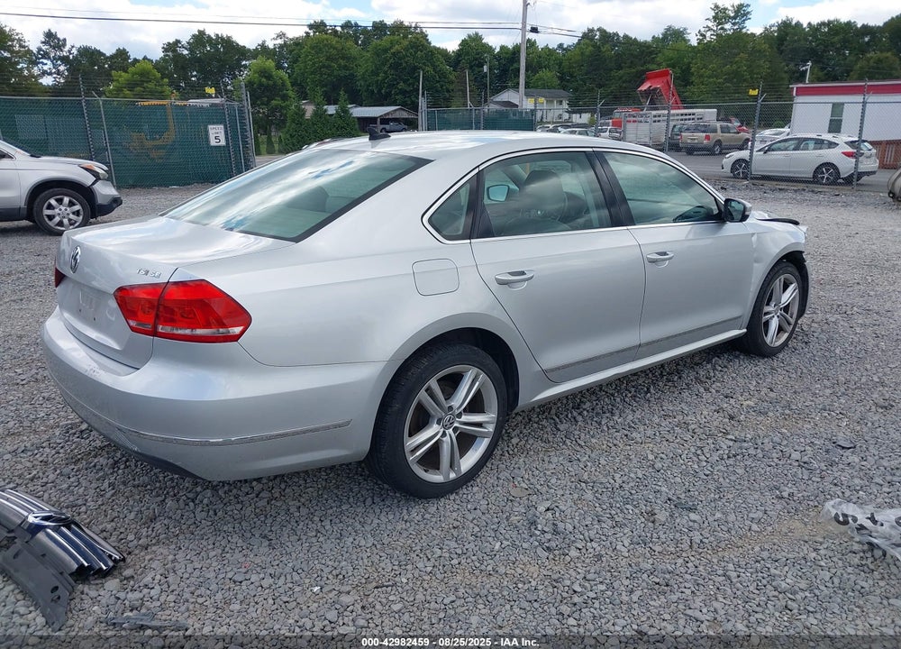 2015 VOLKSWAGEN PASSAT 1.8T SE VIN: 1VWBS7A37FC013983