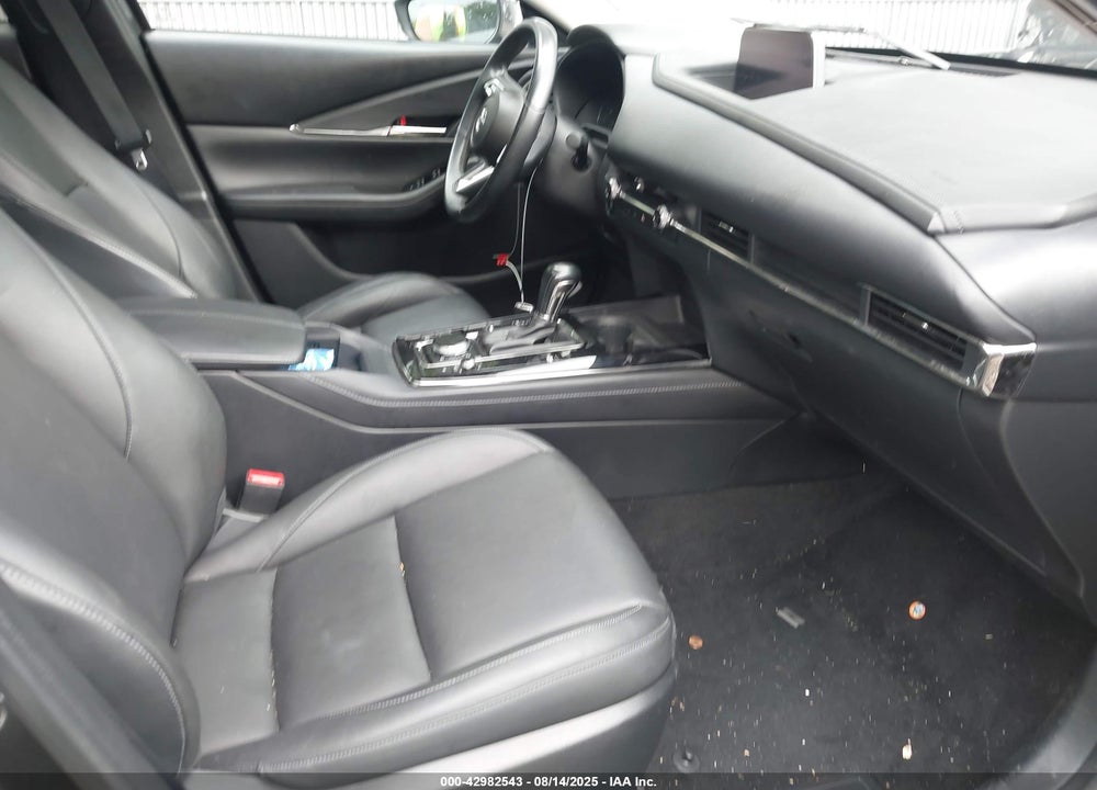 2022 MAZDA CX-30 PREFERRED VIN: 3MVDMBCLXNM407818