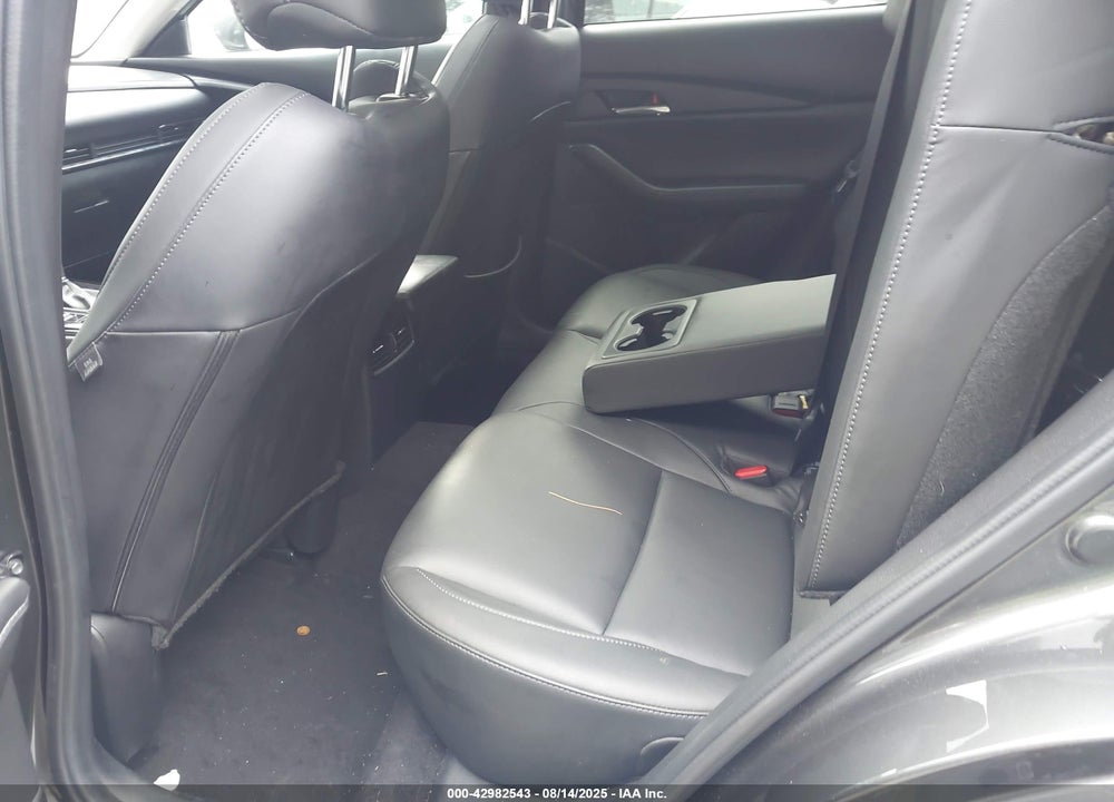 2022 MAZDA CX-30 PREFERRED VIN: 3MVDMBCLXNM407818