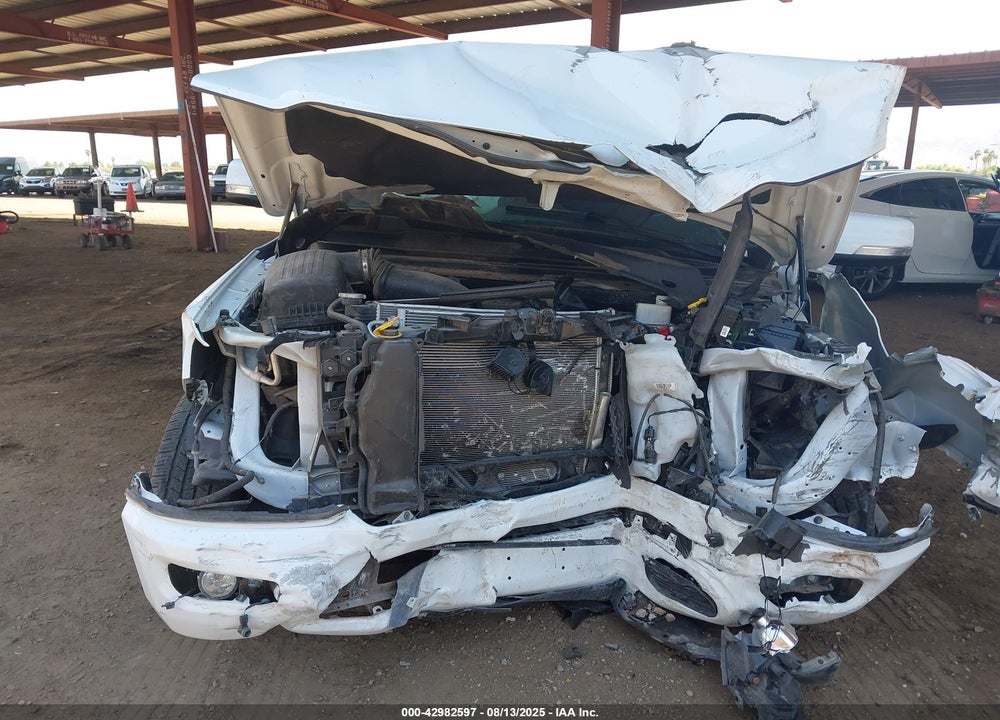 2022 RAM 1500 VIN: 1C6RREFT0NN355795