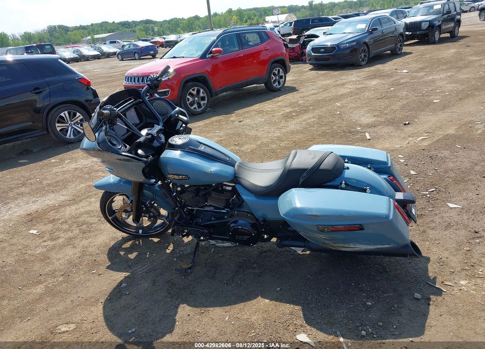 2024 HARLEY-DAVIDSON FLTRX VIN: 1HD1KH717RB662508