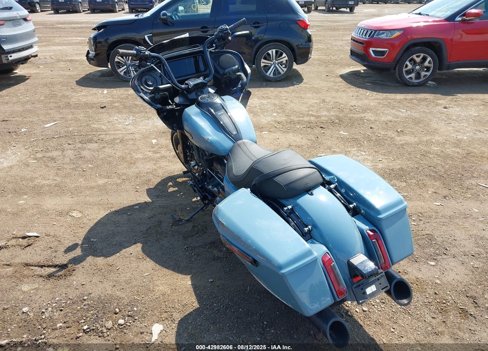 2024 HARLEY-DAVIDSON FLTRX VIN: 1HD1KH717RB662508