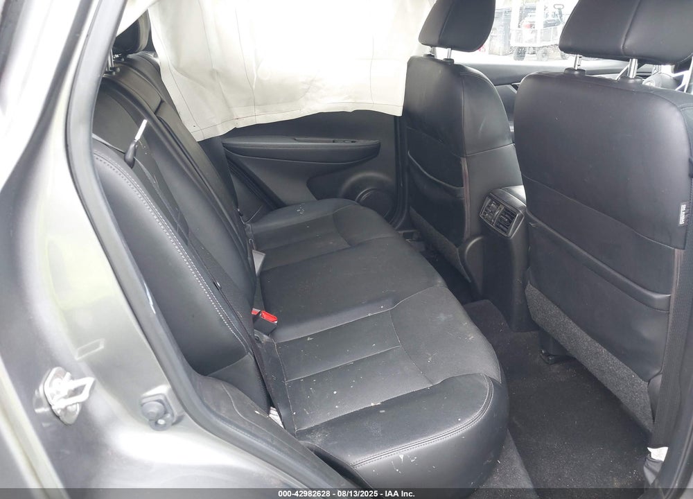 2019 NISSAN ROGUE SPORT SL VIN: JN1BJ1CR4KW324996