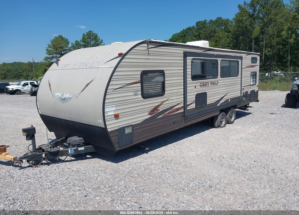 2017 FOREST RIVER CHEROKEE VIN: 4X4TCKB29HK038593