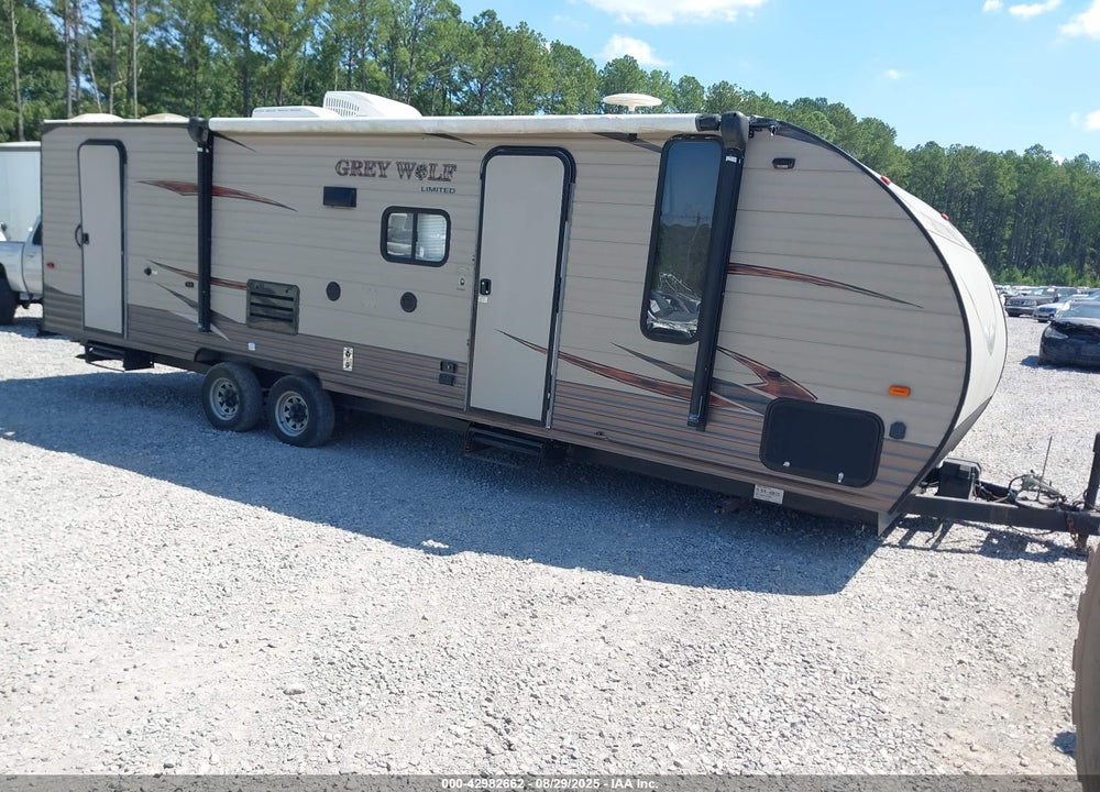 2017 FOREST RIVER CHEROKEE VIN: 4X4TCKB29HK038593