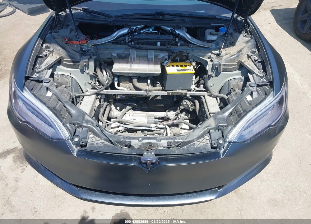 2017 TESLA MODEL S VIN: 5YJSA1E29HF186379