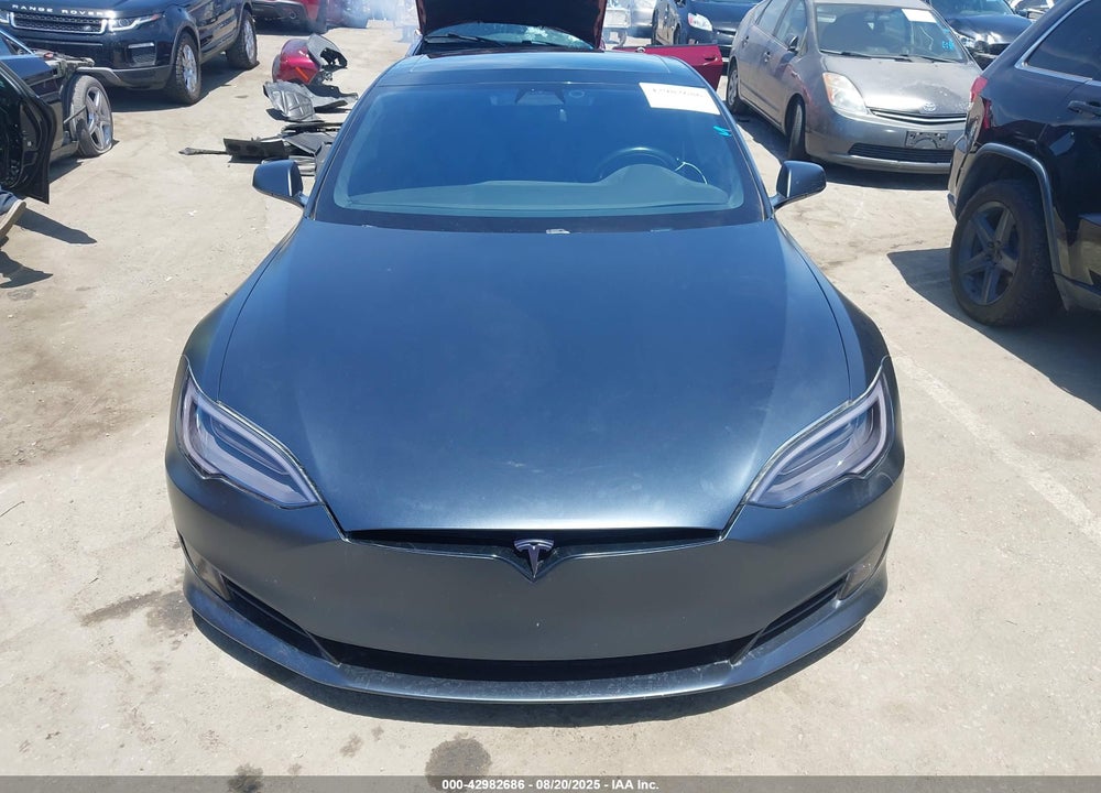 2017 TESLA MODEL S VIN: 5YJSA1E29HF186379