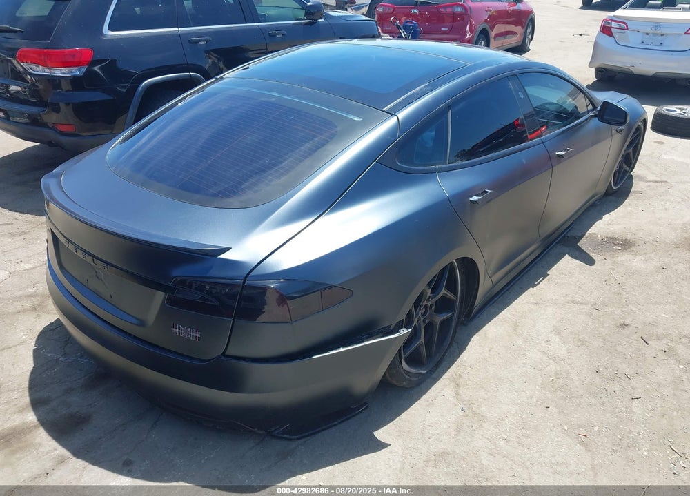 2017 TESLA MODEL S VIN: 5YJSA1E29HF186379