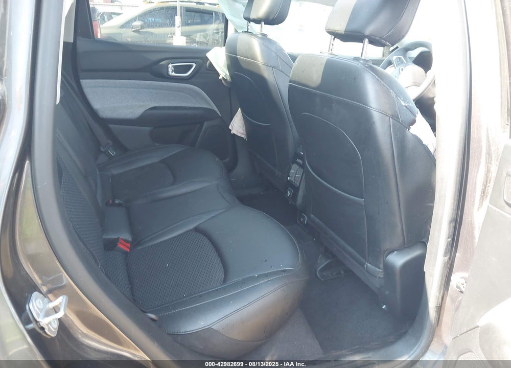 2022 JEEP COMPASS VIN: 3C4NJCBB9NT119050