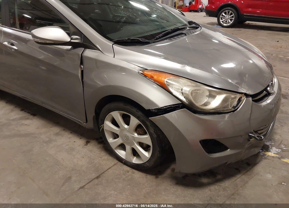 2013 HYUNDAI ELANTRA LIMITED VIN: KMHDH4AE8DU677612