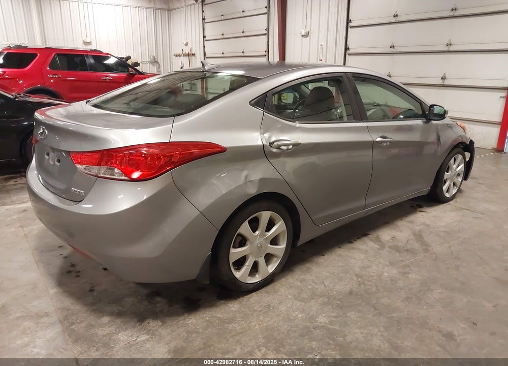 2013 HYUNDAI ELANTRA LIMITED VIN: KMHDH4AE8DU677612