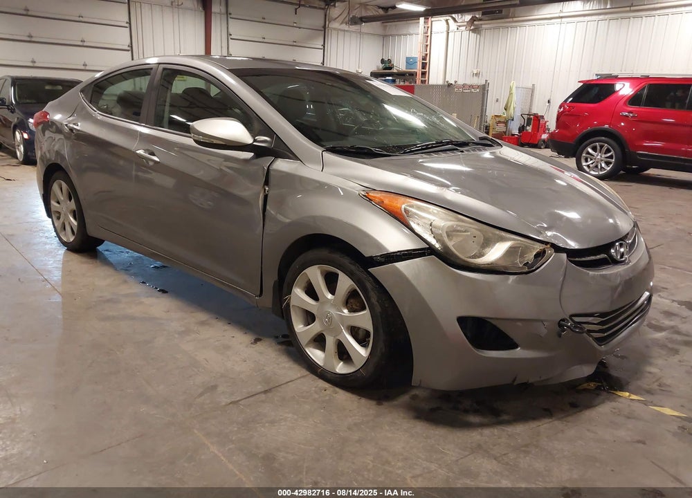 2013 HYUNDAI ELANTRA LIMITED VIN: KMHDH4AE8DU677612