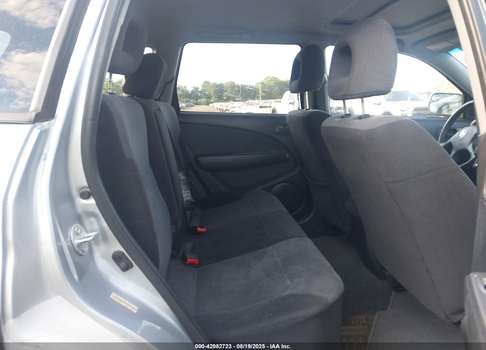 2005 MITSUBISHI OUTLANDER XLS VIN: JA4LZ41F25U029264