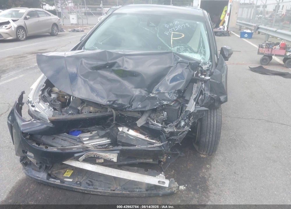2019 TOYOTA PRIUS VIN: JTDKARFU0K3072578