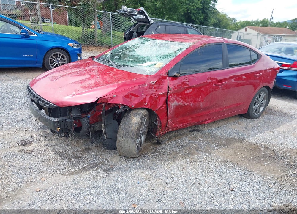 2017 HYUNDAI ELANTRA VIN: 5NPD84LF6HH192993