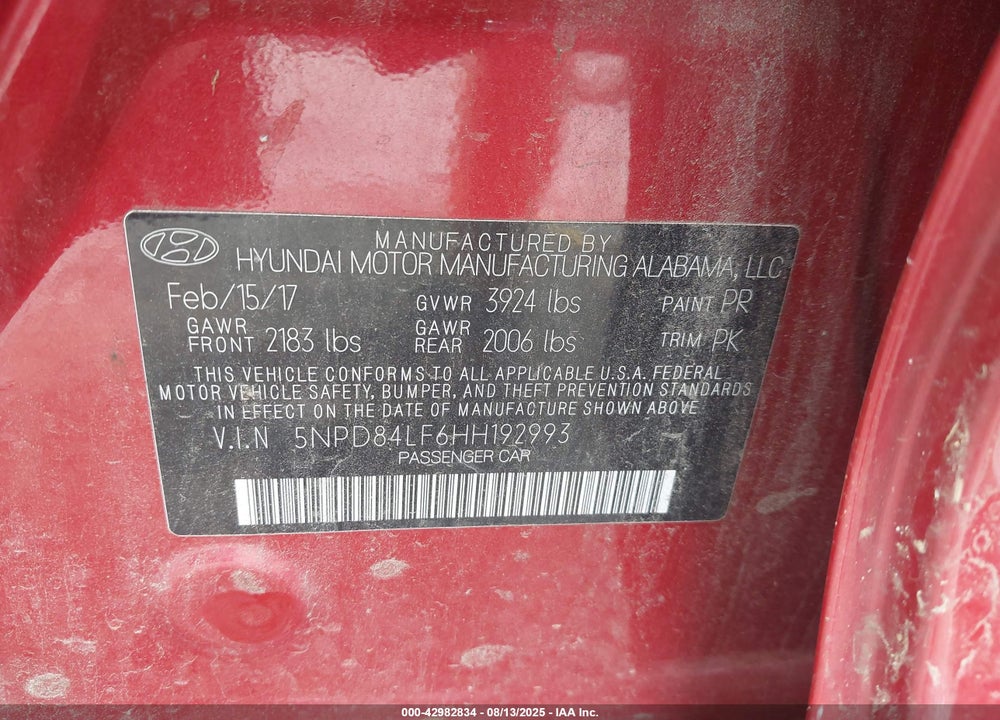 2017 HYUNDAI ELANTRA VIN: 5NPD84LF6HH192993