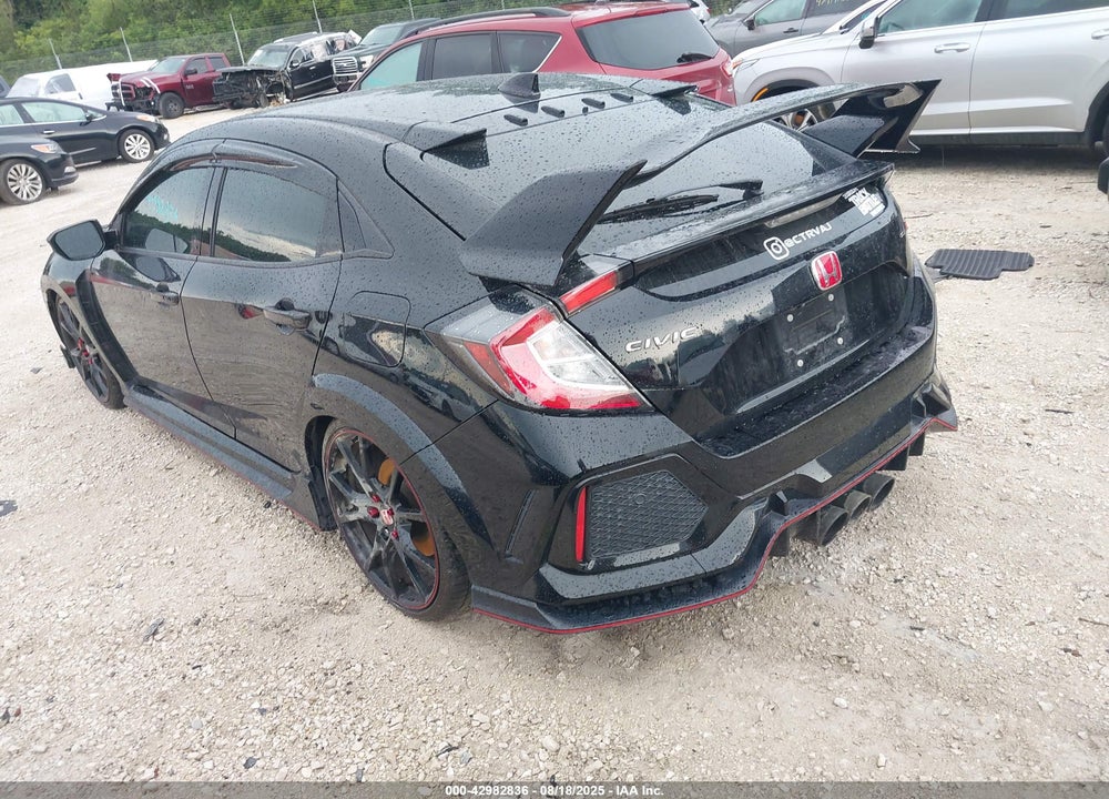 2018 HONDA CIVIC VIN: SHHFK8G77JU204351