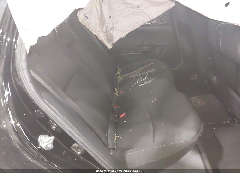 2017 HONDA CIVIC VIN: SHHFK7H56HU405238