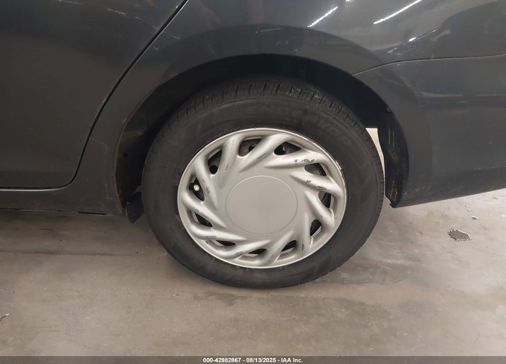 2010 TOYOTA YARIS VIN: JTDBT4K34A4066799