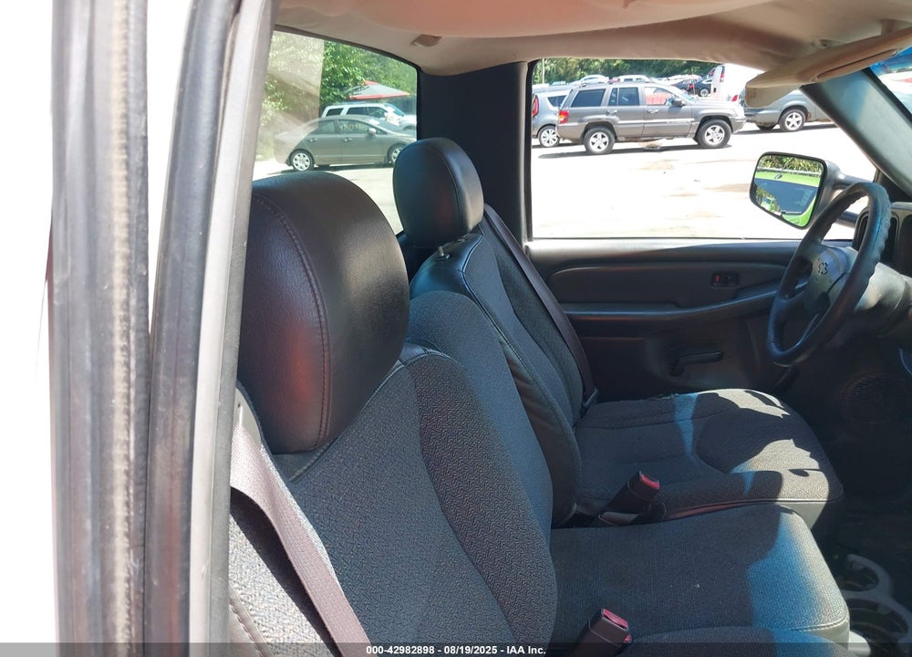 2007 CHEVROLET SILVERADO 2500HD CLASSIC WORK TRUCK VIN: 1GCHC24UX7E147295