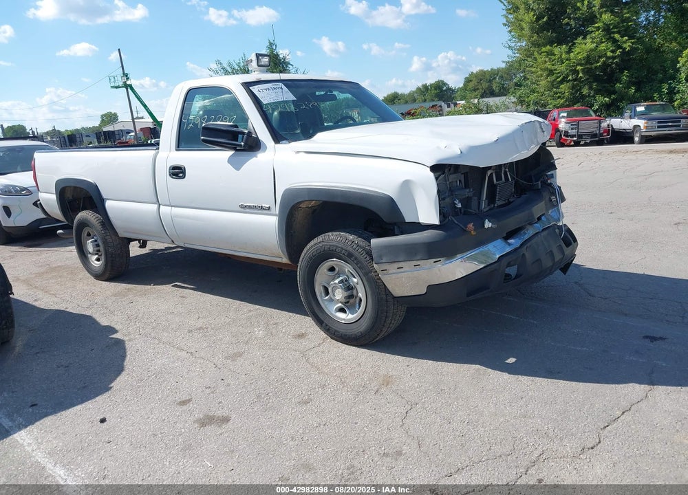 2007 CHEVROLET SILVERADO 2500HD CLASSIC WORK TRUCK VIN: 1GCHC24UX7E147295