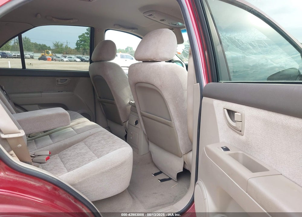 2008 KIA SORENTO LX VIN: KNDJD735085842330