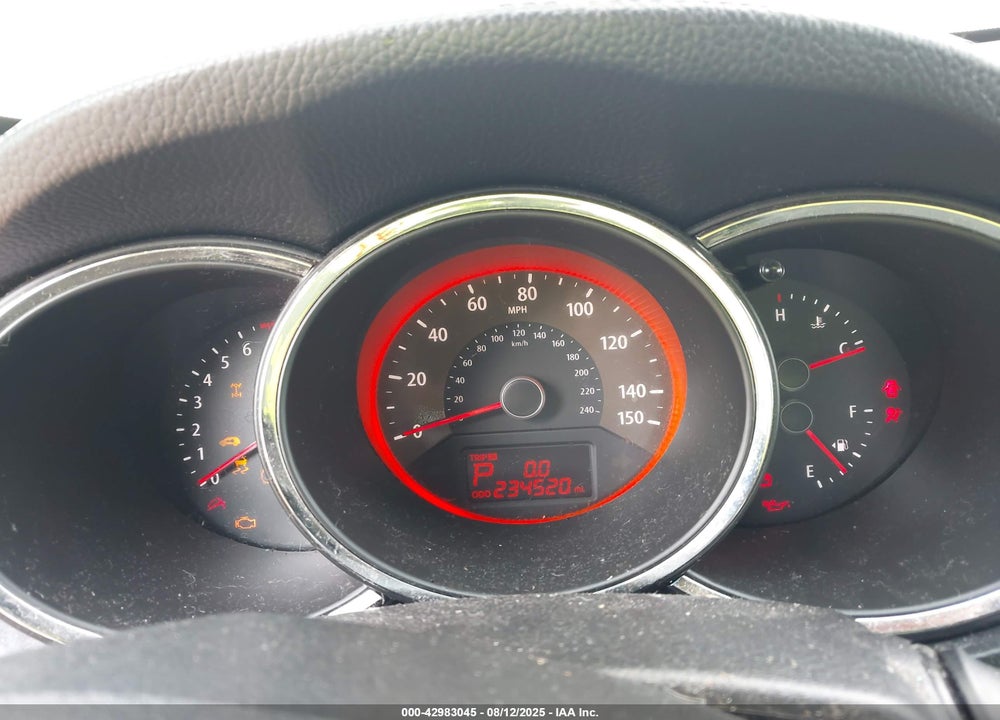 2011 KIA SORENTO VIN: 5XYKWDA25BG168115