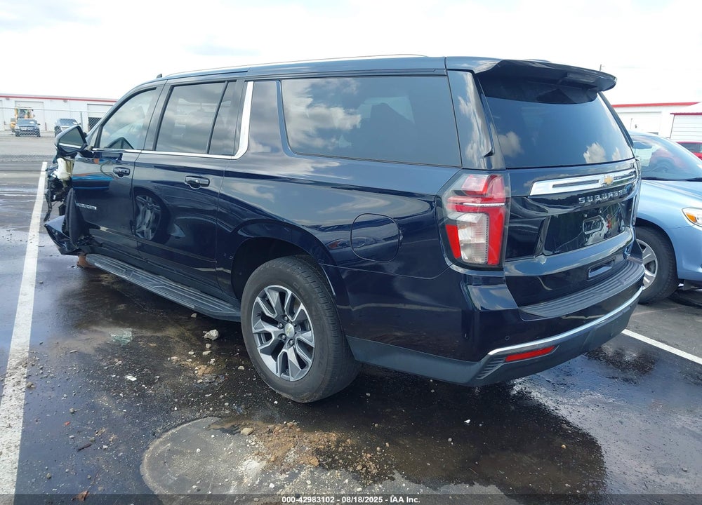 2021 CHEVROLET SUBURBAN 4WD LT VIN: 1GNSKCKD2MR229390